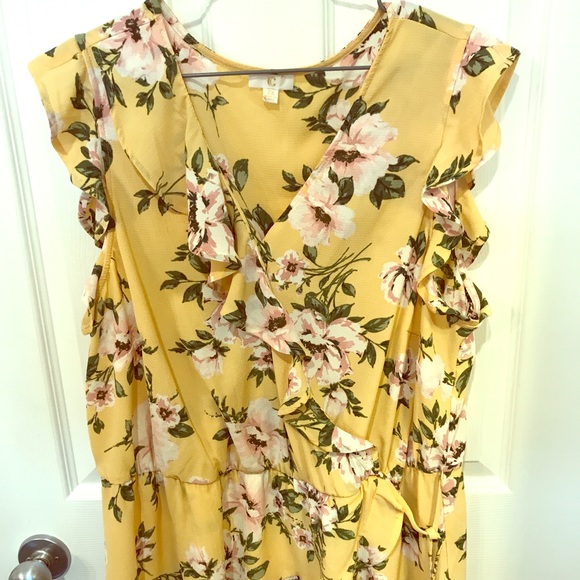 Pretty, yellow floral wrap blouse - Picture 1 of 1